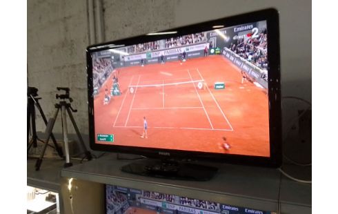 TELEVISEUR PHILIPS TNT HD 102CM