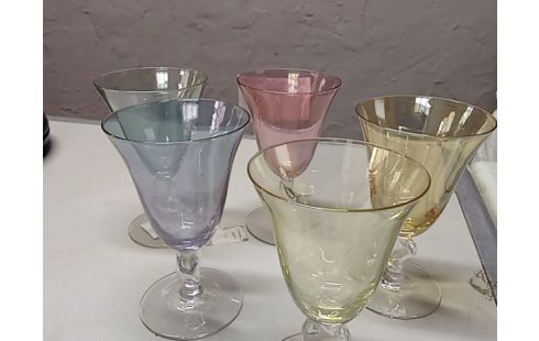VERRES COLORÉS LES 5