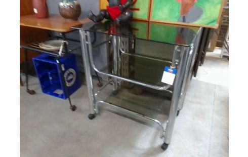 DESSERTE A ROULETTES ANNEES 70 VERRES FUMÉS