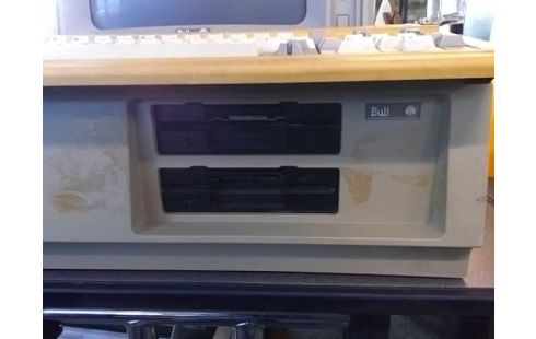 BULL MICRAL 30 AVEC CLAVIER (DANS L'ETAT)