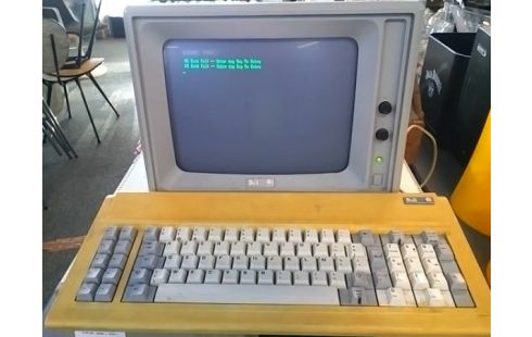 BULL MICRAL 30 AVEC CLAVIER (DANS L'ETAT)