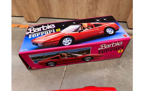 VOITURE barbie ferrari