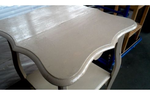 MESA DE SERVICIO CRUDO