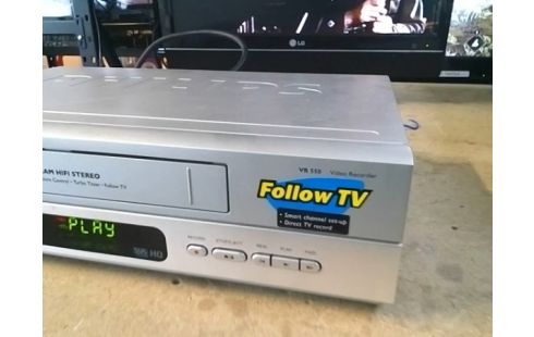 MAGNETOSCOPE PHILIPS VR 555 SANS TELECOMMANDE (TEST OKAY)