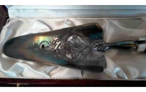 PELLE A TARTE ARGENT