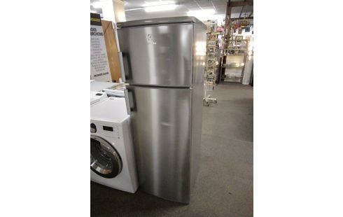 REFRIGERATEUR CONGELATEUR ELECTROLUX