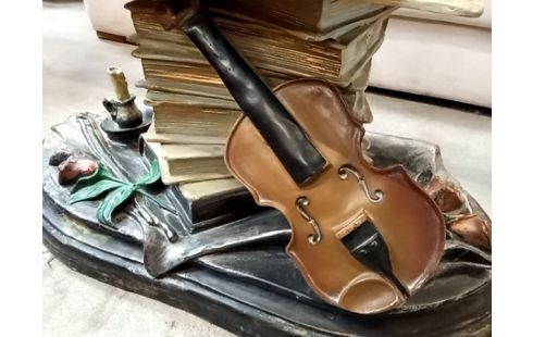 TABLE BASSE LIVRE OVALE EN VERRE