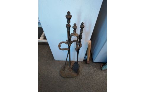 SERVITEUR DE CHEMINEE