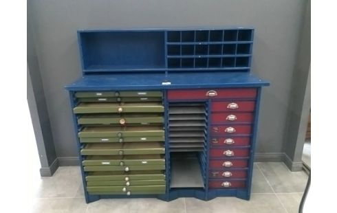 MEUBLE ST INDUSTRIEL