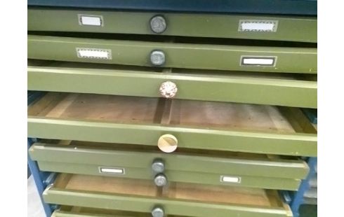 MEUBLE ST INDUSTRIEL