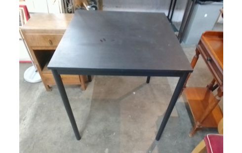 TABLE CARRÉ NOIR
