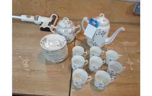 SERVICE A THE FLEURIES