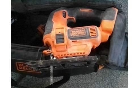 OUTIL BLACK & DECKER, 1 BATTERIE + CHARGEUR
