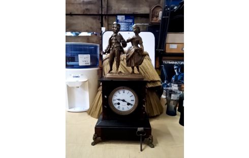 PENDULE MARBRE NIII CLEF OK