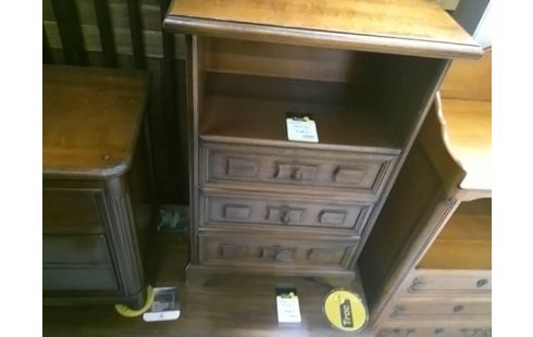 CHEVET RUSTIQUE 3 TIROIRS 1 NICHE