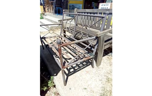 BANC DE JARDIN MÉTAL