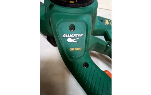 COUPE BRANCHES ÉLECTRIQUE