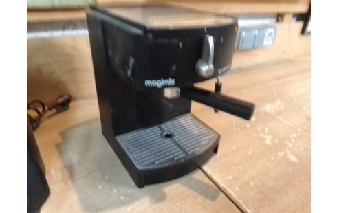CAFETIERE ELECTRIQUE NESPRESSO