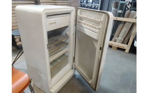 REFRIGERATEUR CONGELATEUR BOSCH VINTAGE EN L'ETAT DECO