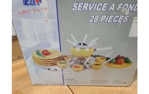 SERVICE A FONDU 28 PIECES