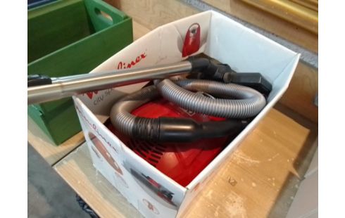 ASPIRATEUR MOULINEX 2,5L