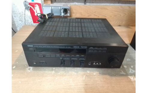 AMPLIFICATEUR YAMAHA 300W