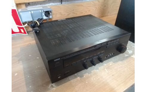 AMPLIFICATEUR YAMAHA 300W