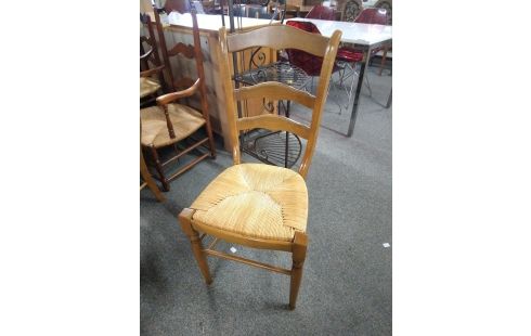 6 CHAISES ASSISE PAILLEE LE LOT