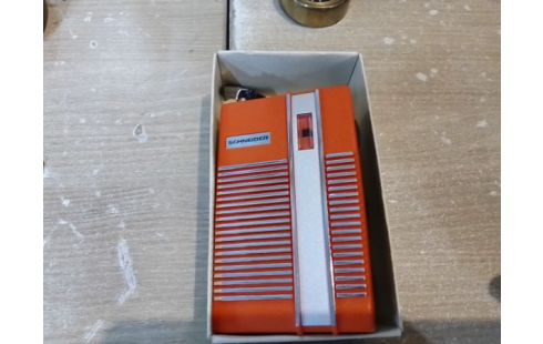 RADIO VINTAGE SCHNEIDER