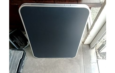 TABLE PLIANTE GRIS FONCÉ ALUMINIUM