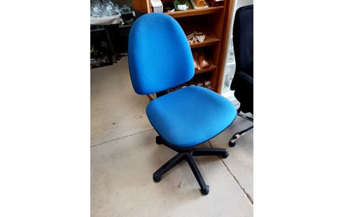 CHAISE DE BUREAU BLEUE