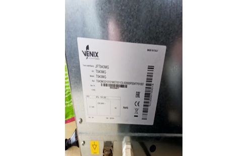 FOUR PROFESSIONNEL VENIX + ACC RSV