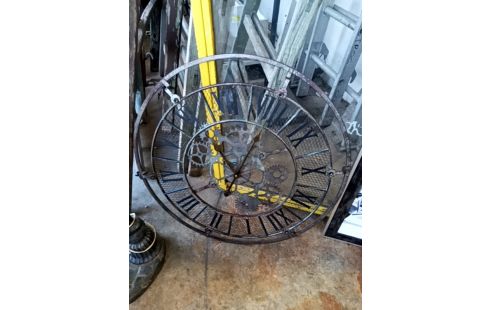 PENDULE MURALE SQUELETTE