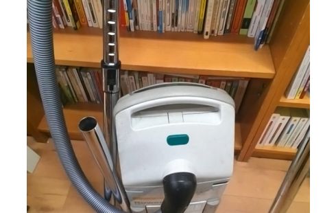 ASPIRATEUR ROWENTA 1200W