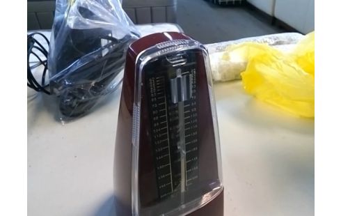 METRONOME KM 101