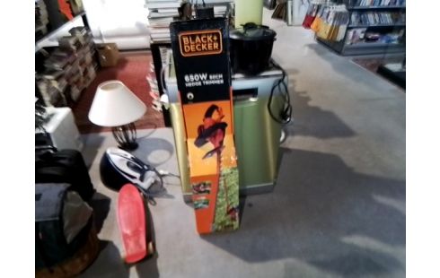 TAILLE HAIE BLACK DECKER