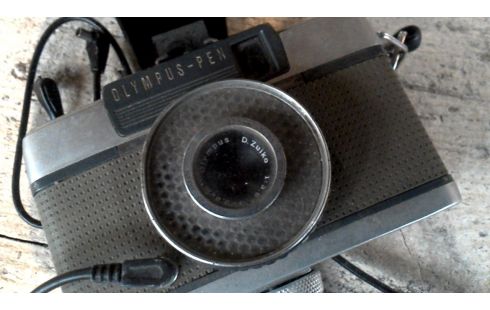 CÁMARA DE FOTOS OLYMPUS MET