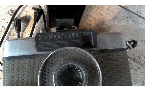 CÁMARA DE FOTOS OLYMPUS MET