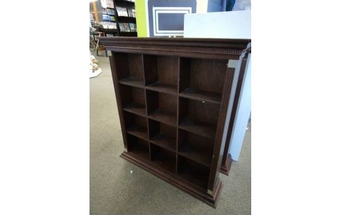 ETAGERE MURALE CASIERS