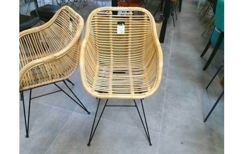 FAUTEUIL EN ROTIN ET METAL
