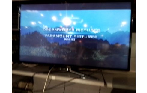 TELEVISEUR LED SAMSUNG 140 CM SMART TV