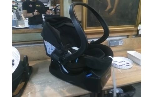 POUSSETTE CHICCO +ACCESSOIRES EN CAISSE