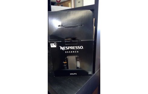 CAFETERA NESPRESSO