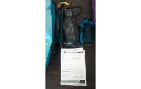 TIENDA DE CAMPAÑA, , COCINA.