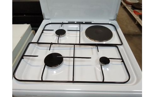 GAZINIERE GAZ DE VILLE INDESIT