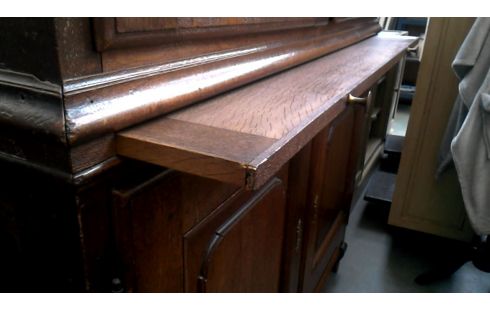 MUEBLE BAJO. ANTIGUO ROBLE ANTIGUO GRANDE MODELADO 4 PUERTAS