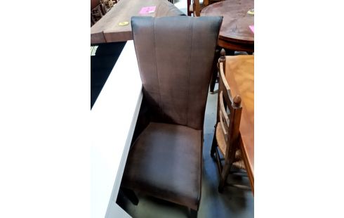 LOT DE 4 CHAISES MARRONS