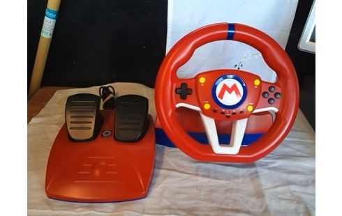 VOLANT HORI MARIO KART AVEC PEDALE POUR SWITCH