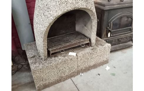 BARBECUE BETON CAILLOU