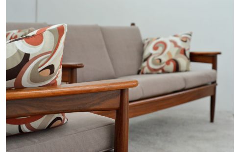 CANAPE VINTAGE SCANDINAVE  3 PLACES COUSSINS INCLUS + FAUTEUIL